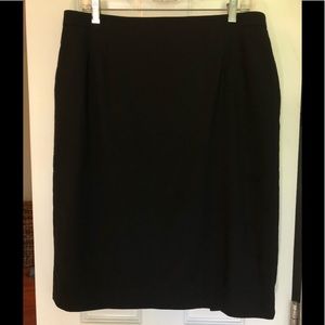 MM. Lafleur Pencil Skirt